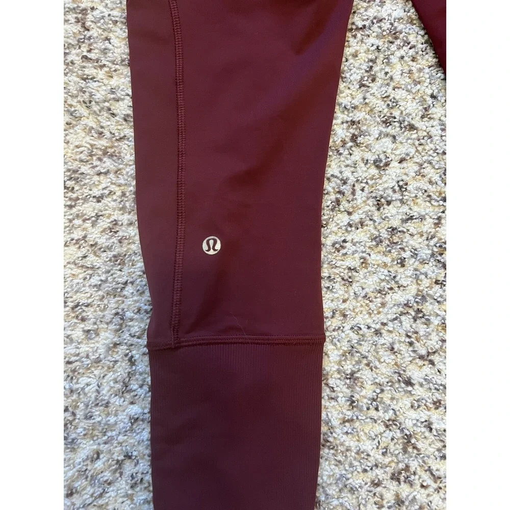 Lululemon New Jogger Crop Burgundy Sz 4 Stash & Hip Pockets Zip Bottoms 24